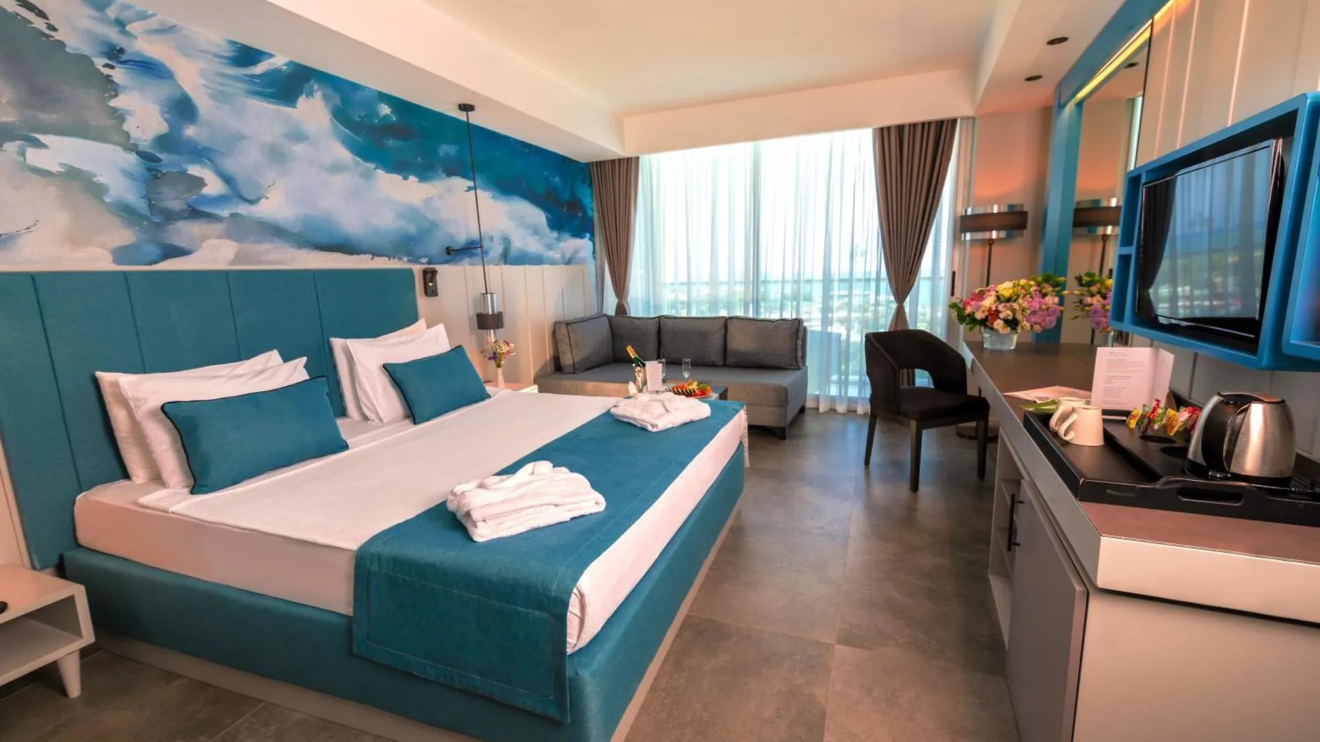 *****  Crystal Centro Resort - Ultimate All Inclusive Antalya Turcja
