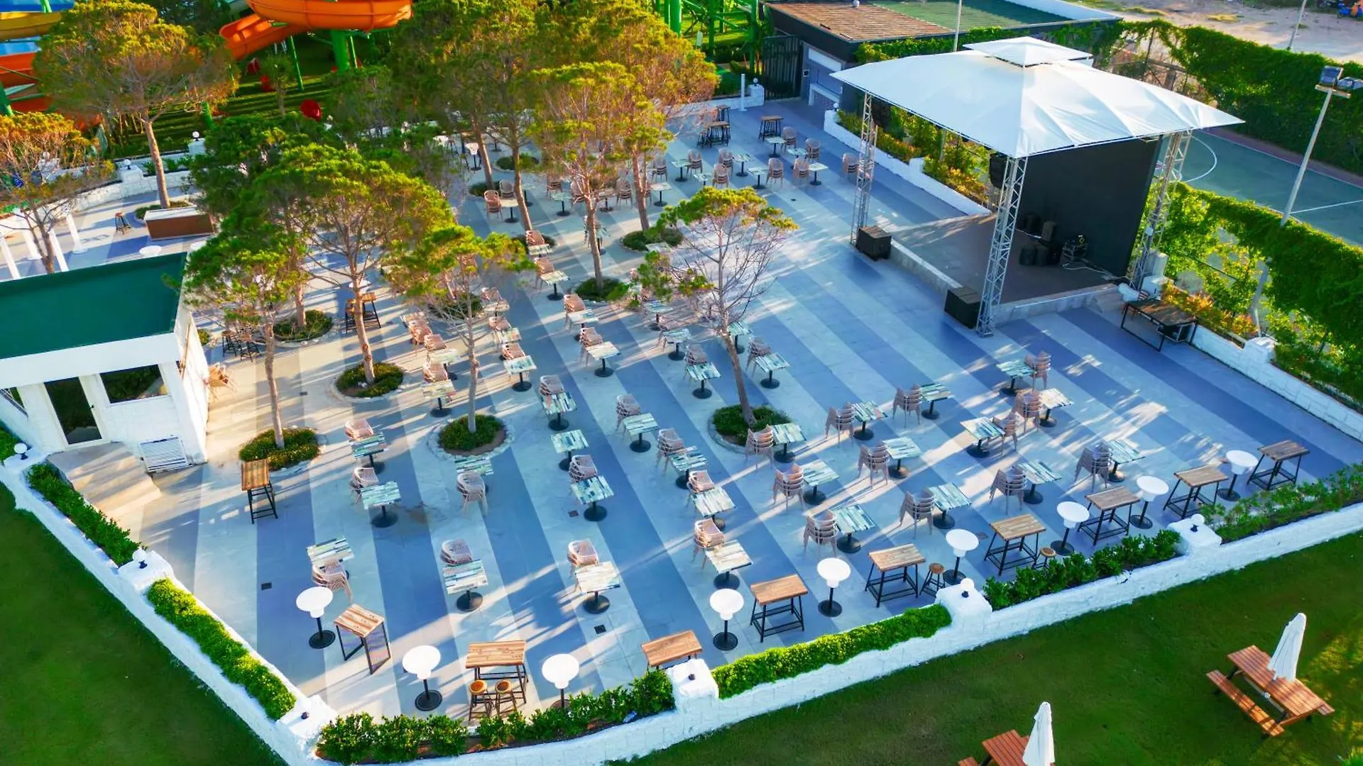 *****  Crystal Centro Resort - Ultimate All Inclusive Antalya Turcja