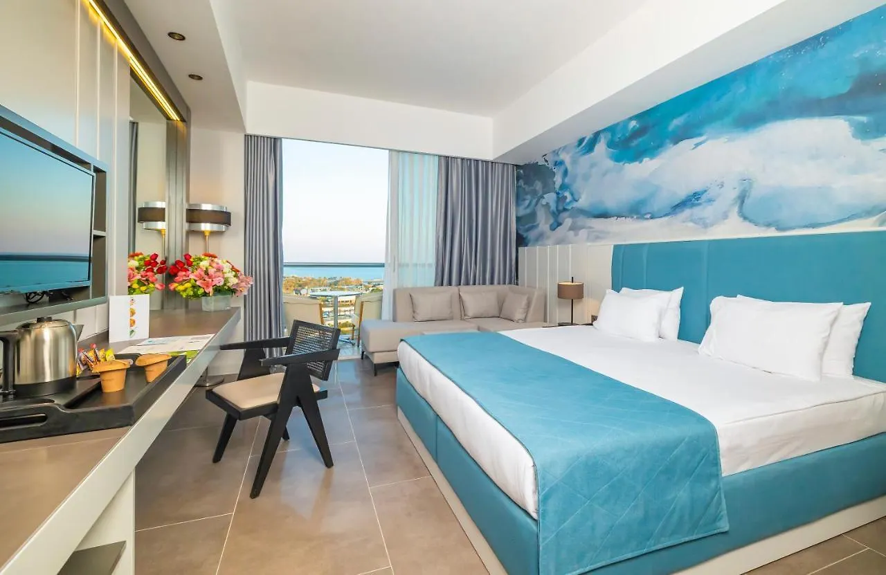 Crystal Centro Resort - Ultimate All Inclusive Анталья 0*,