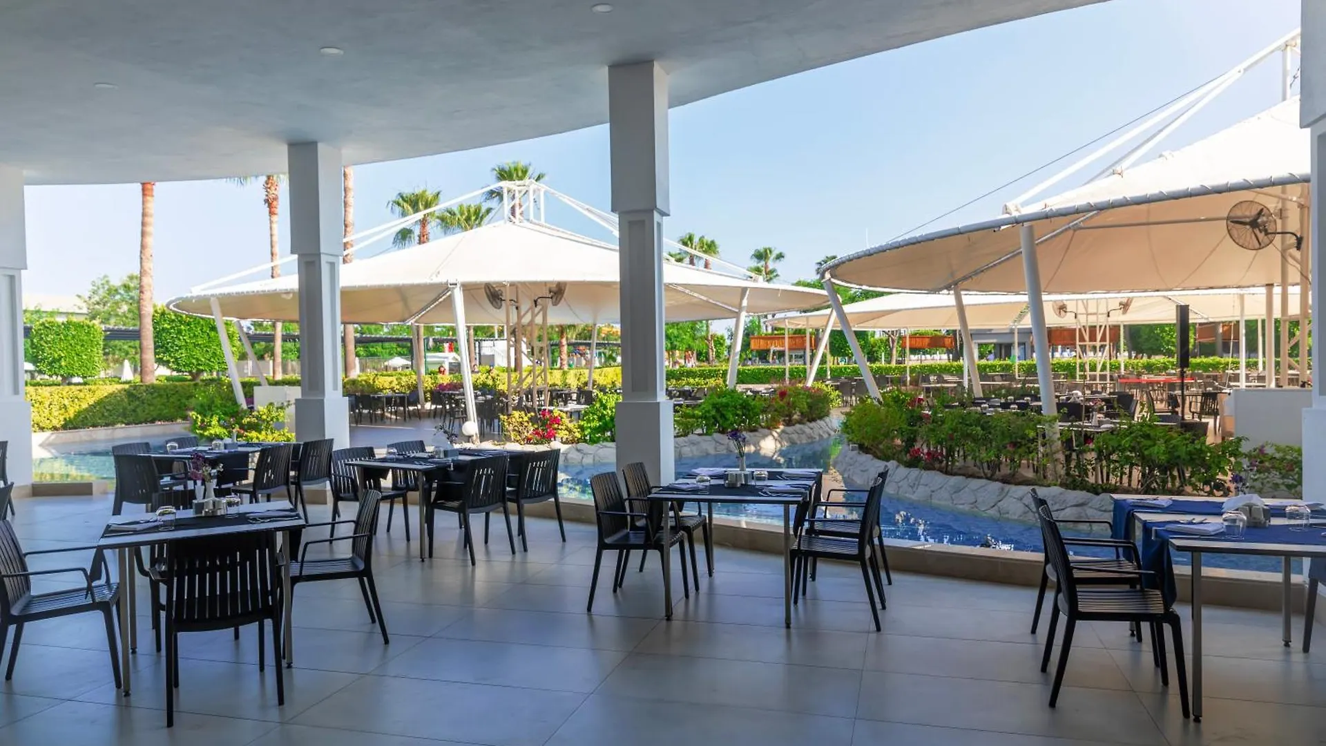 Crystal Centro Resort - Ultimate All Inclusive Анталья